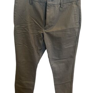 Mens Old Navy ultimate slim pants size 30x30 Grey/Brown